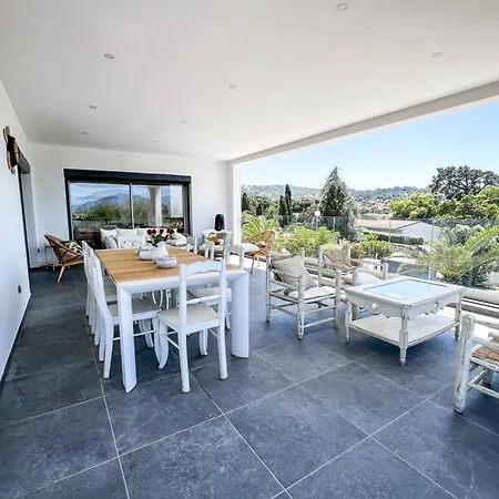 Saskia - Floor Heated Pool Terrace *