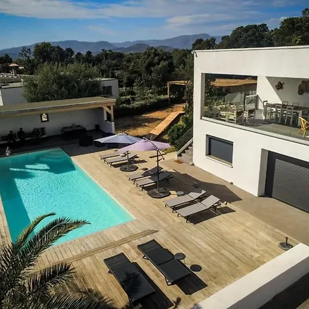 Βίλα Saskia - Floor Heated Pool Terrace *